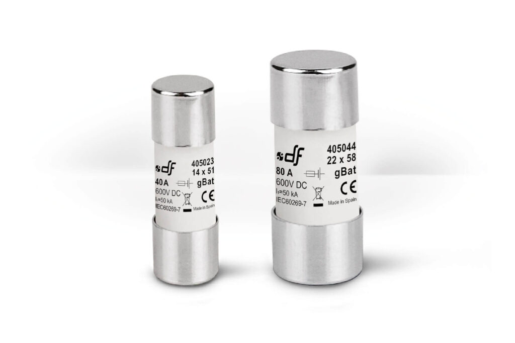 Protección eléctrica en sistemas de almacenamiento energético. Fusibles cilíndricos gBat 600V DC